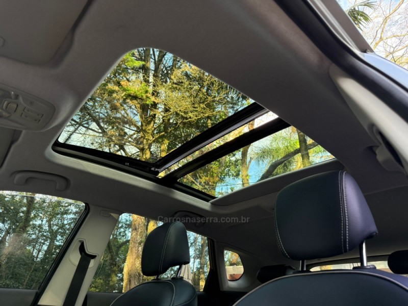 TRACKER 1.2 12V PREMIER TURBO FLEX 4P AUTOMÁTICO - 2022 - DOIS IRMãOS