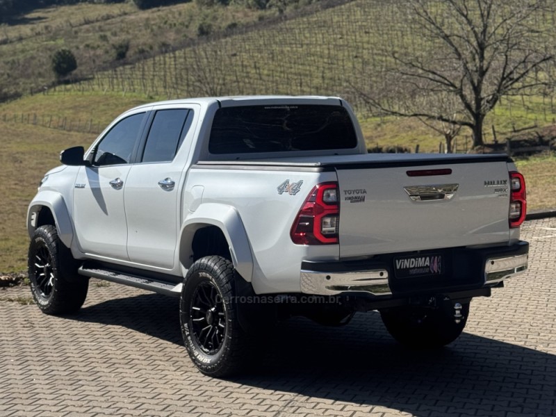 HILUX 2.8 SRX PLUS 4X4 CD TURBO DIESEL 4P AUTOMÁTICO - 2024 - FLORES DA CUNHA