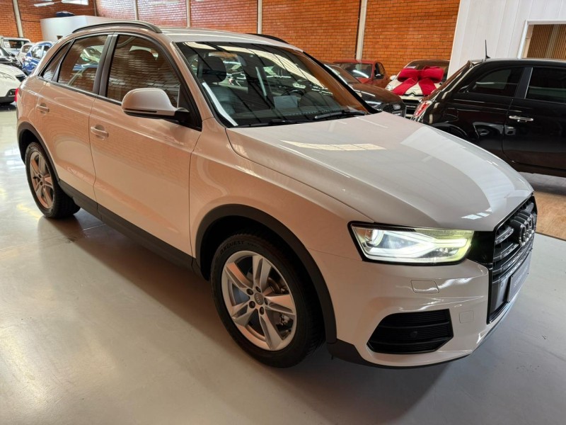 Q3 1.4 TFSI AMBIENTE GASOLINA 4P S TRONIC - 2017 - BENTO GONçALVES