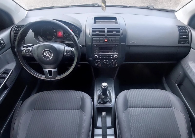 POLO SEDAN 1.6 MI 8V FLEX 4P MANUAL - 2014 - SALVADOR DO SUL