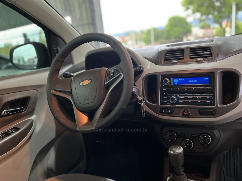 SPIN 1.8 LTZ 8V FLEX 4P MANUAL - 2013 - BOM PRINCíPIO