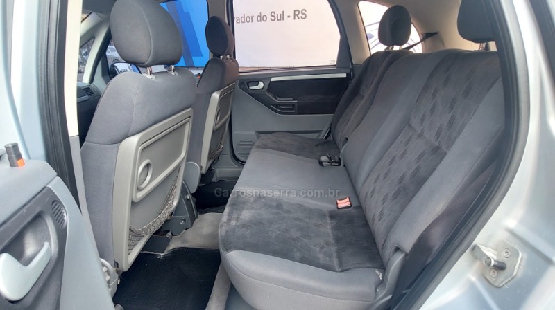 MERIVA 1.8 MPFI PREMIUM 8V FLEX 4P MANUAL - 2006 - SALVADOR DO SUL