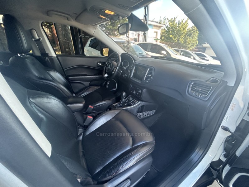 COMPASS 2.0 16V DIESEL LONGITUDE 4X4 AUTOMÁTICO - 2018 - CAXIAS DO SUL