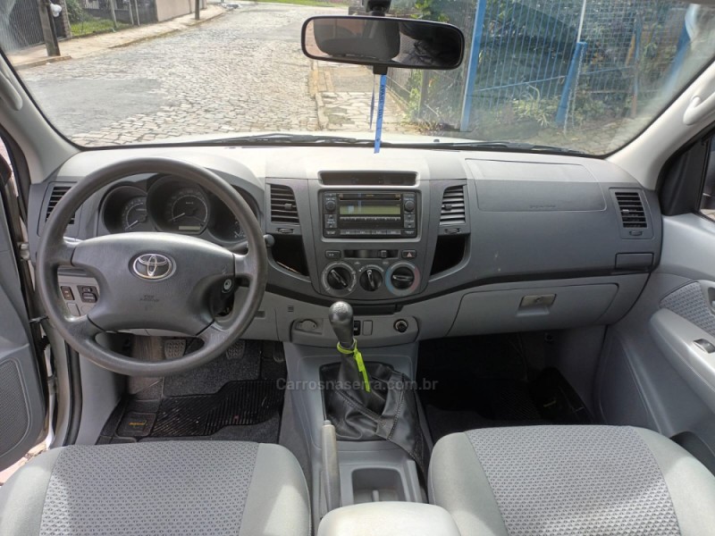 HILUX 2.7 SR 4X2 CD 16V GASOLINA 4P MANUAL - 2009 - BENTO GONçALVES