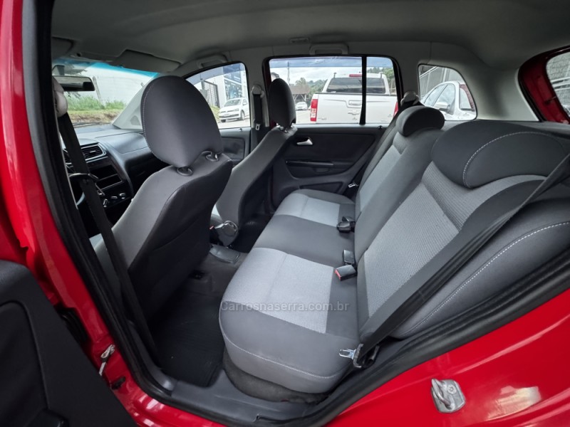 SPACEFOX 1.6 MI 8V FLEX 4P MANUAL - 2011 - FELIZ