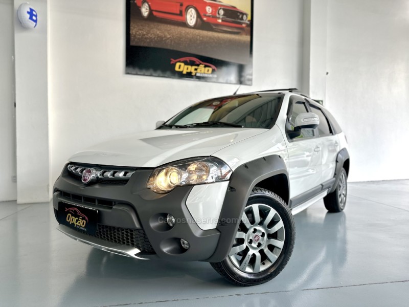 PALIO 1.8 MPI ADVENTURE LOCKER WEEKEND 8V FLEX 4P MANUAL - 2016 - NOVO HAMBURGO