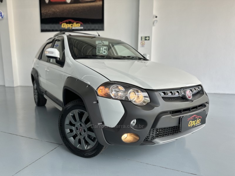 PALIO 1.8 MPI ADVENTURE LOCKER WEEKEND 8V FLEX 4P MANUAL - 2016 - NOVO HAMBURGO