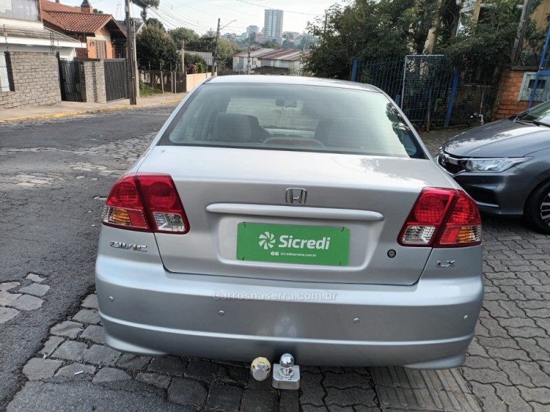 CIVIC 1.7 LX 16V GASOLINA 4P MANUAL - 2006 - BENTO GONçALVES