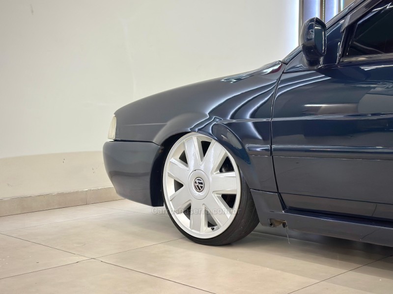 QUANTUM 2.0 MI 8V GASOLINA 4P MANUAL - 2000 - IVOTI