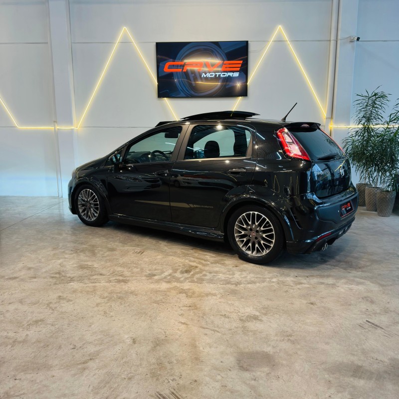 PUNTO 1.8 BLACKMOTION 16V FLEX 4P MANUAL - 2015 - CAXIAS DO SUL