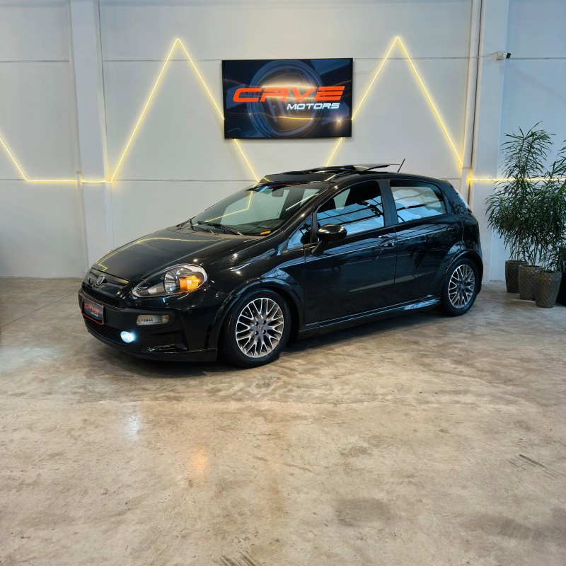 PUNTO 1.8 BLACKMOTION 16V FLEX 4P MANUAL - 2015 - CAXIAS DO SUL
