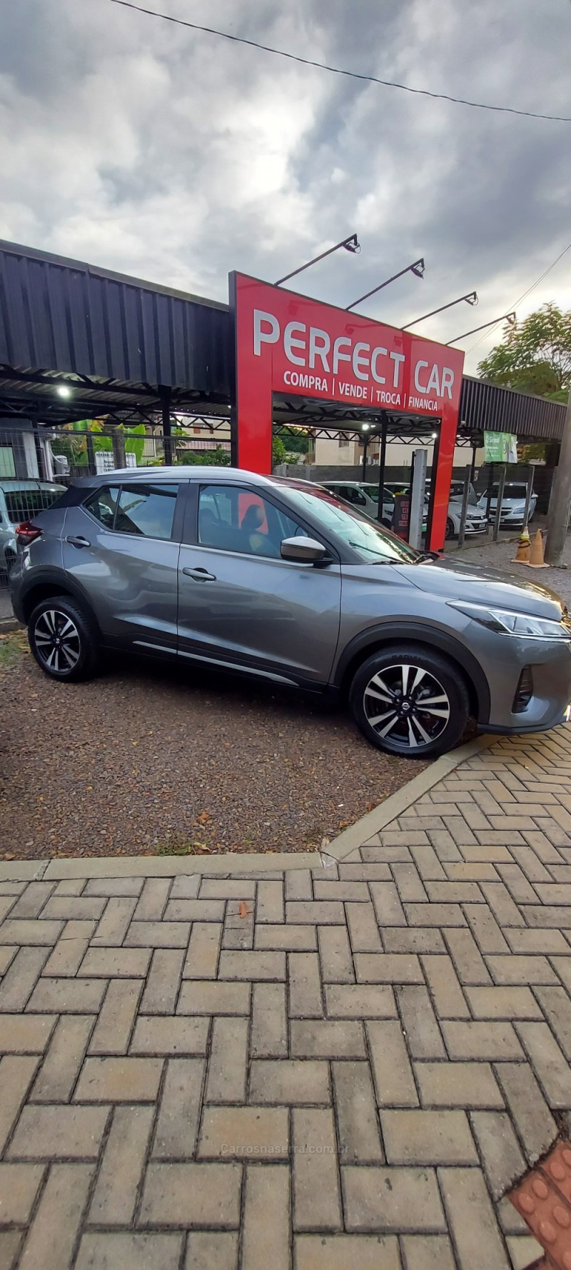 KICKS 1.6 ADVANCE 16V PLUS CVT FLEX 4P AUTOMÁTICO - 2022 - BOM PRINCíPIO