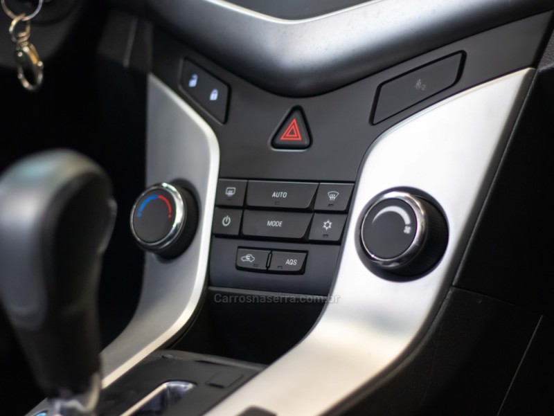 CRUZE 1.8 LT 16V FLEX 4P AUTOMÁTICO - 2013 - CAXIAS DO SUL