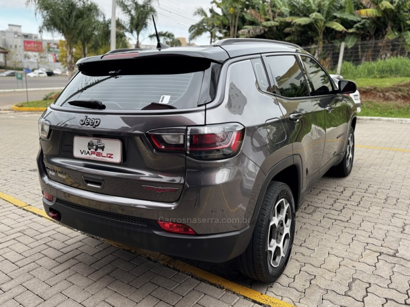 COMPASS 2.0 16V DIESEL TRAILHAWK 4X4 AUTOMÁTICO - 2022 - FELIZ
