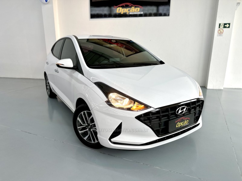 HB20 1.0 PLATINUM 12V TURBO FLEX 4P MANUAL - 2022 - NOVO HAMBURGO