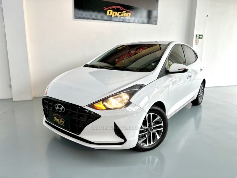 HB20 1.0 PLATINUM 12V TURBO FLEX 4P MANUAL - 2022 - NOVO HAMBURGO