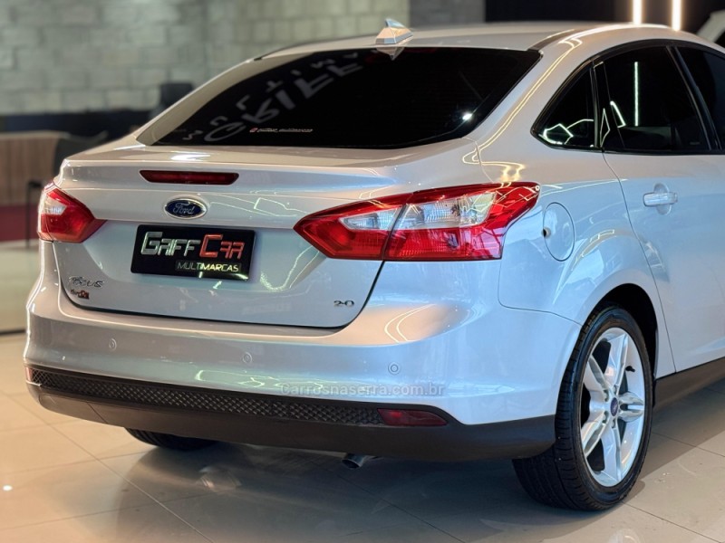 FOCUS 2.0 SE SEDAN 16V FLEX 4P AUTOMÁTICO - 2014 - DOIS IRMãOS