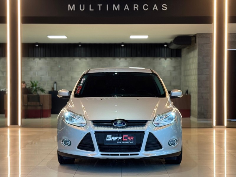 FOCUS 2.0 SE SEDAN 16V FLEX 4P AUTOMÁTICO - 2014 - DOIS IRMãOS