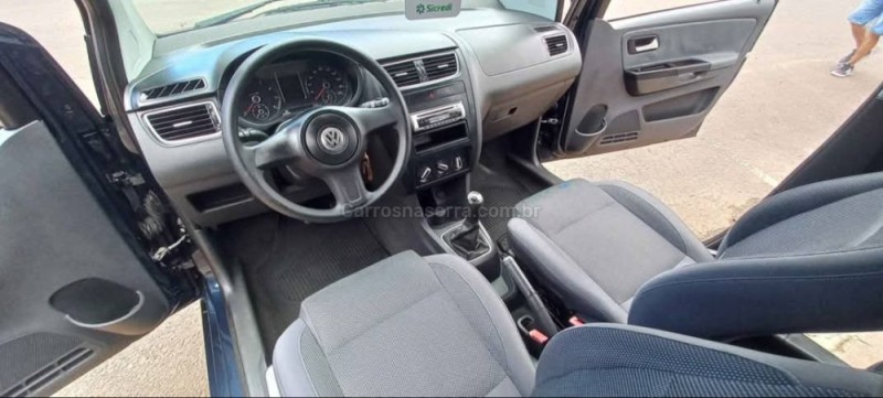 FOX 1.0 ITREND 8V FLEX 4P MANUAL - 2011 - PICADA CAFé