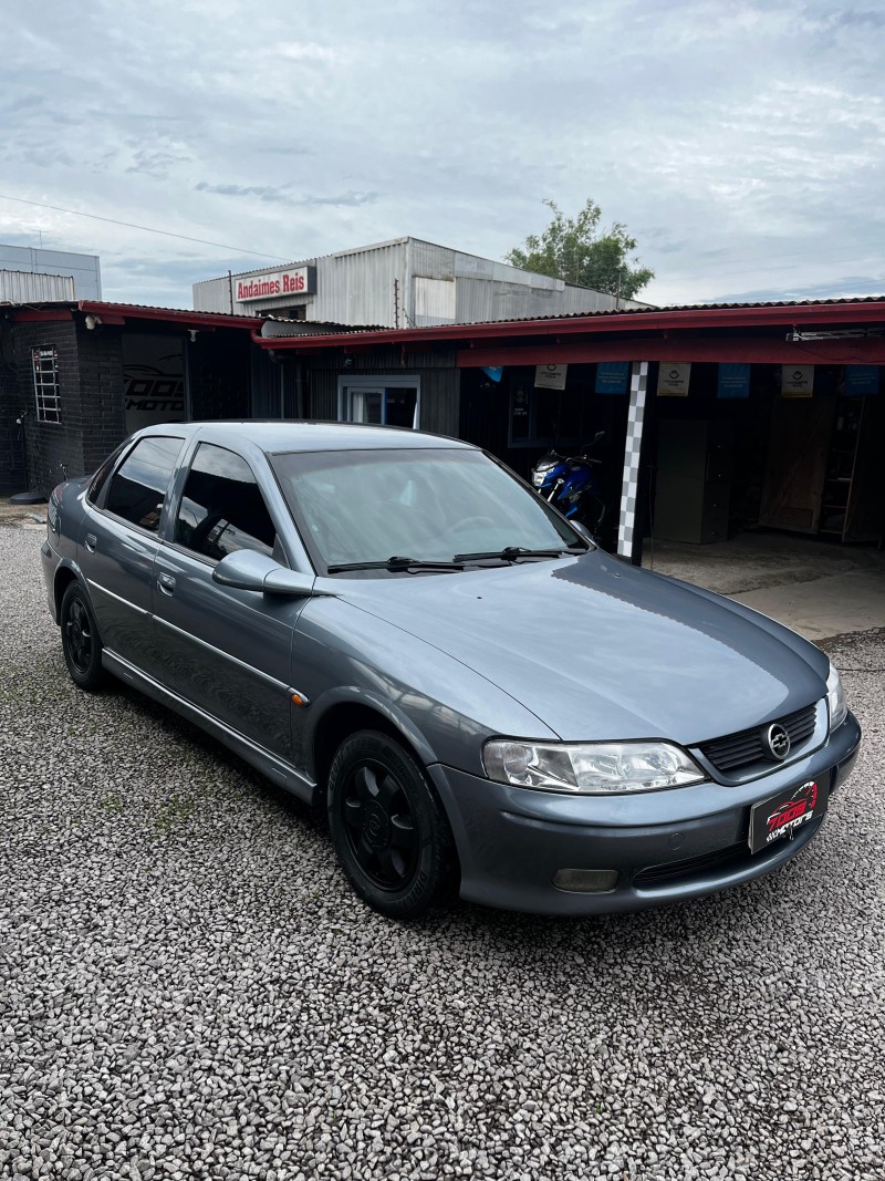 VECTRA 2.2 MPFI GLS 8V GASOLINA 4P MANUAL - 2000 - CAXIAS DO SUL