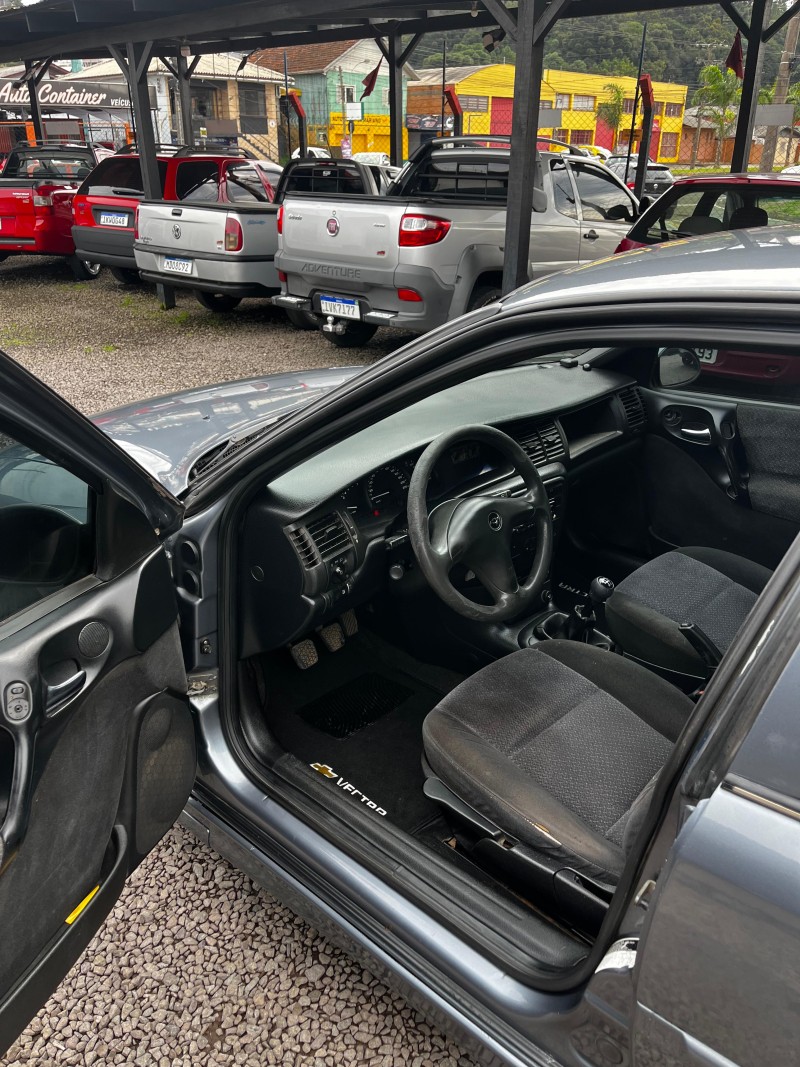 VECTRA 2.2 MPFI GLS 8V GASOLINA 4P MANUAL - 2000 - CAXIAS DO SUL