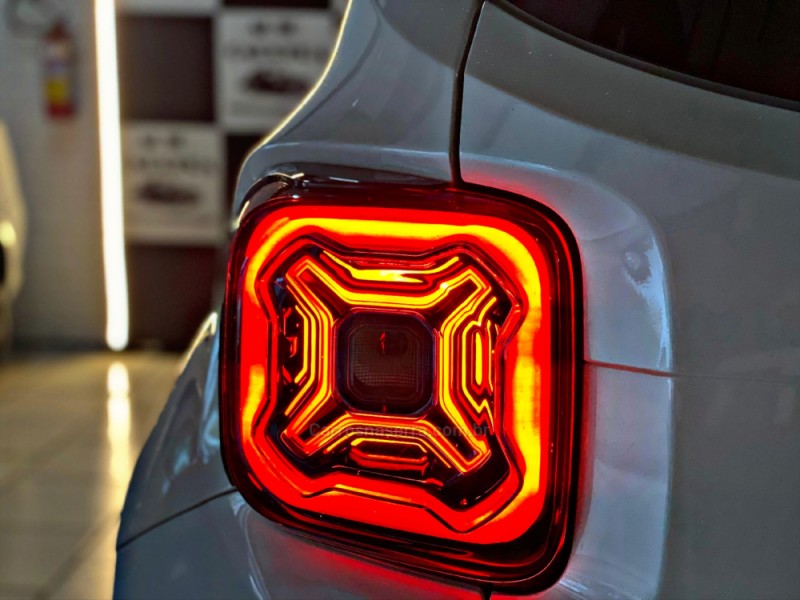 RENEGADE 2.0 16V TURBO DIESEL TRAILHAWK 4P 4X4 AUTOMÁTICO - 2020 - NOVO HAMBURGO