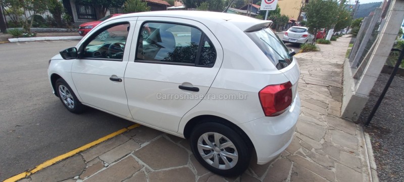 GOL 1.0 12V MPI TOTALFLEX 4P MANUAL - 2023 - PICADA CAFé