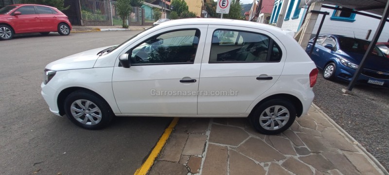 GOL 1.0 12V MPI TOTALFLEX 4P MANUAL - 2023 - PICADA CAFé