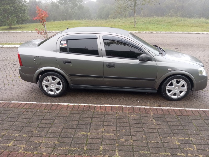 ASTRA 2.0 MPFI 8V FLEX 4P MANUAL - 2004 - CAXIAS DO SUL