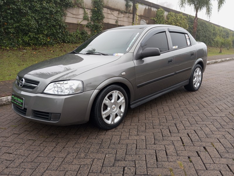 astra 2.0 mpfi 8v flex 4p manual 2004 caxias do sul