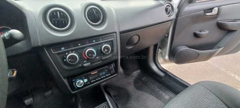 CELTA 1.0 MPFI LT 8V FLEX 4P MANUAL - 2013 - PICADA CAFé