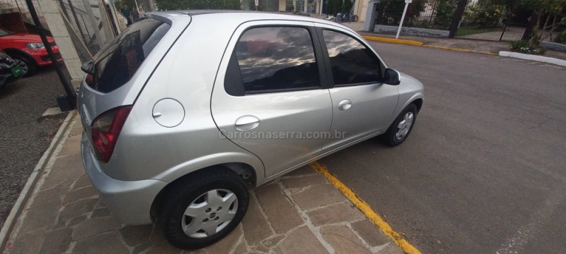 CELTA 1.0 MPFI LT 8V FLEX 4P MANUAL - 2013 - PICADA CAFé