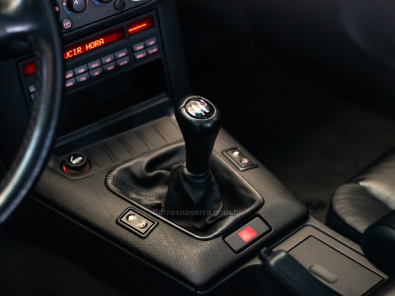 325I 2.5 COUPÉ 24V GASOLINA 2P MANUAL - 1995 - CAXIAS DO SUL