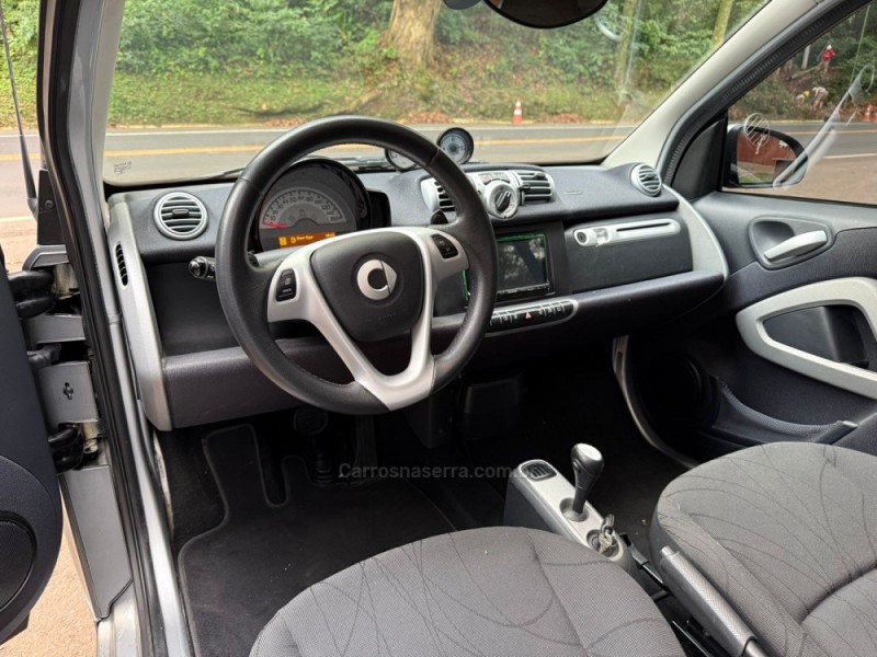 FORTWO 1.0 PASSION COUPÉ 3 CILINDROS 12V GASOLINA 2P AUTOMÁTICO - 2015 - DOIS IRMãOS