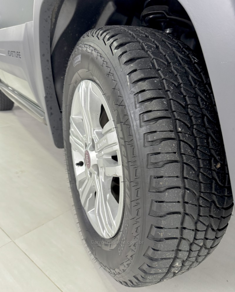 IDEA 1.8 MPI ADVENTURE 8V FLEX 4P AUTOMATIZADO - 2013 - VILA FLORES