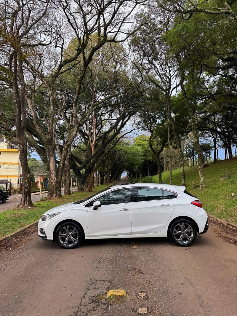 CRUZE 1.4 TURBO LTZ SPORT6 16V FLEX 4P AUTOMÁTICO - 2017 - PASSO FUNDO