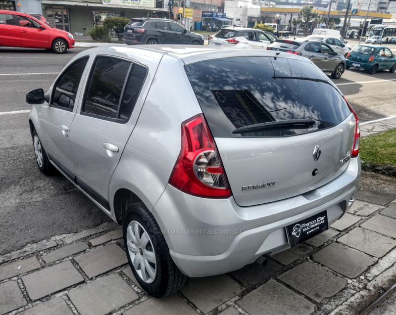 SANDERO 1.0 EXPRESSION 16V FLEX 4P MANUAL - 2011 - CAXIAS DO SUL