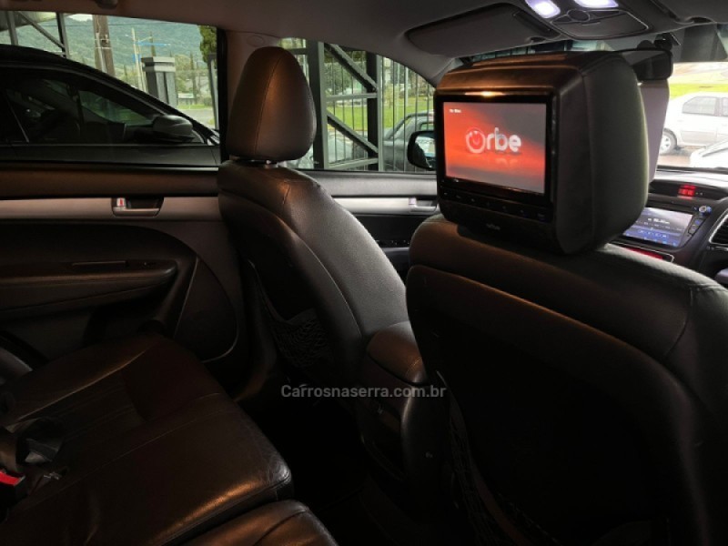 SORENTO 2.4 EX2 4X2 16V GASOLINA 4P AUTOMÁTICO - 2015 - BENTO GONçALVES