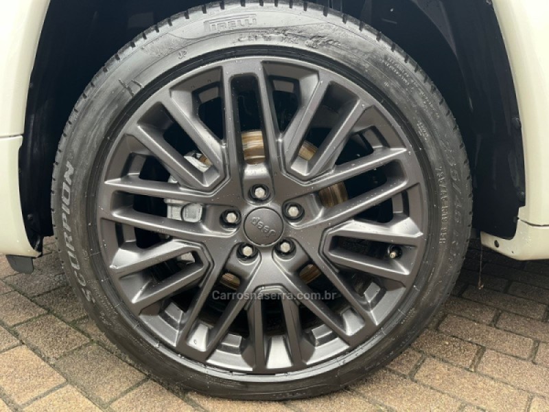 COMPASS 1.3 SERIE S T270 16V TURBO FLEX 4P AUTOMÁTICO - 2023 - BENTO GONçALVES