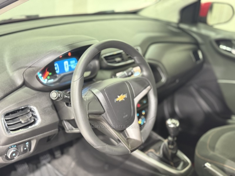 ONIX 1.4 MPFI LTZ 8V FLEX 4P MANUAL - 2014 - NOVO HAMBURGO