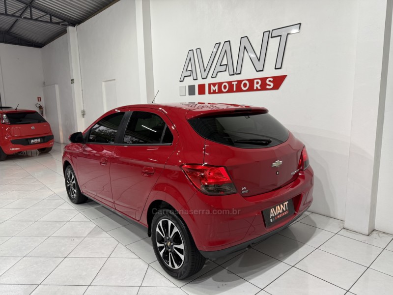 ONIX 1.4 MPFI LTZ 8V FLEX 4P MANUAL - 2014 - NOVO HAMBURGO