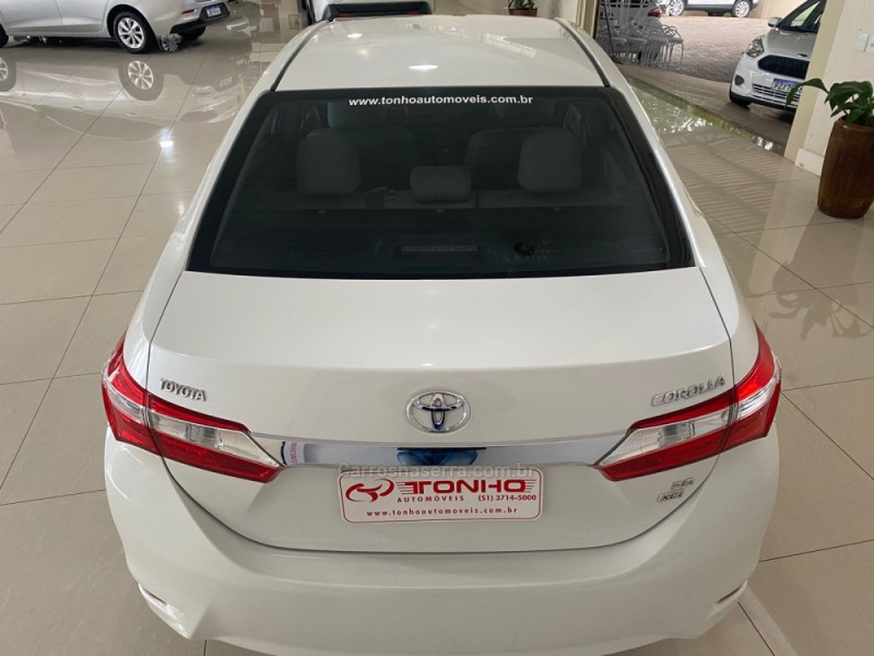 COROLLA 2.0 XEI 16V FLEX 4P AUTOMÁTICO - 2015 - LAJEADO