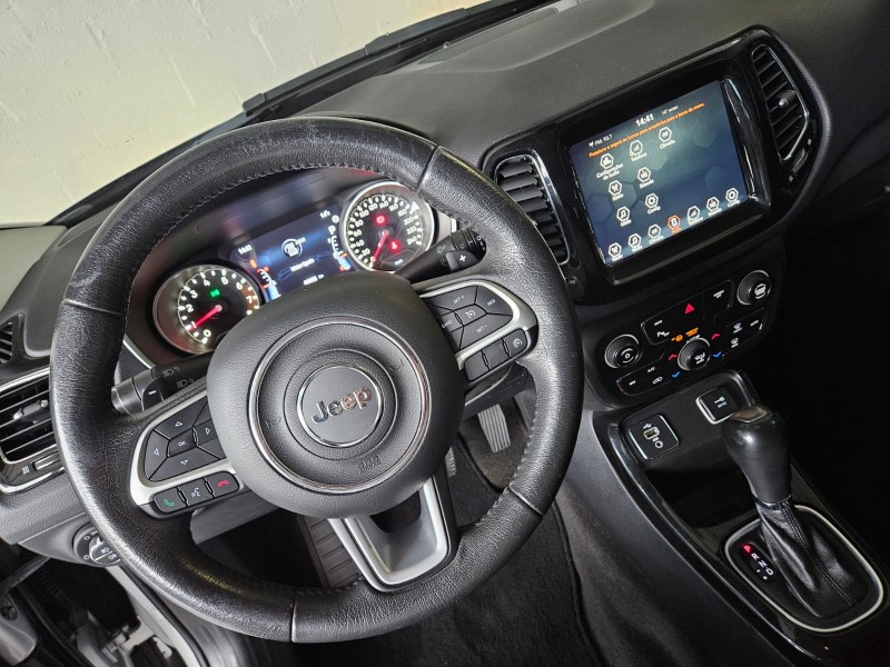 COMPASS 2.0 16V FLEX LIMITED AUTOMÁTICO - 2018 - FARROUPILHA