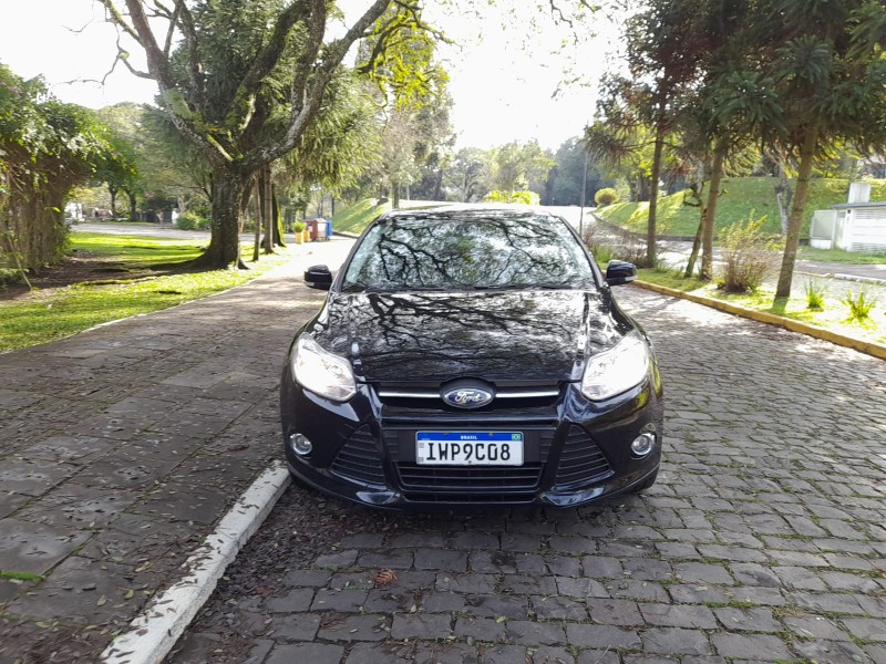FOCUS 2.0 S SEDAN 16V FLEX 4P AUTOMÁTICO - 2015 - FARROUPILHA