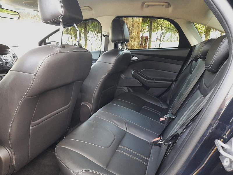 FOCUS 2.0 S SEDAN 16V FLEX 4P AUTOMÁTICO - 2015 - FARROUPILHA