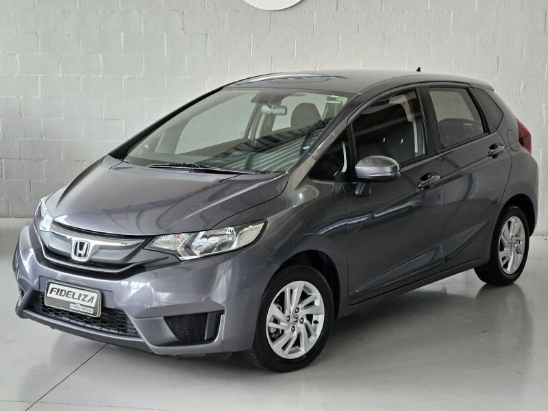FIT 1.5 LX 16V FLEX 4P MANUAL - 2015 - FARROUPILHA