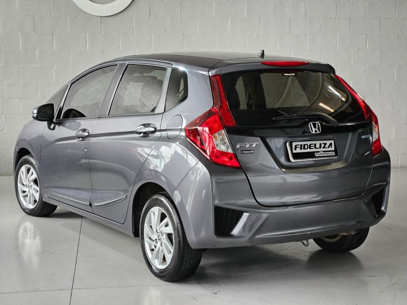 FIT 1.5 LX 16V FLEX 4P MANUAL - 2015 - FARROUPILHA