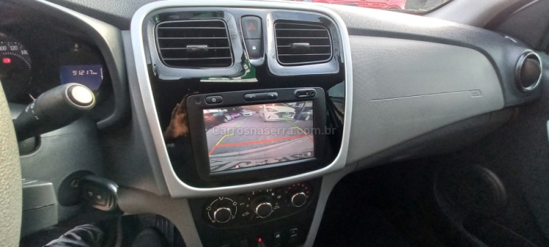 LOGAN 1.0 EXPRESSION 12V FLEX 4P MANUAL - 2018 - PICADA CAFé