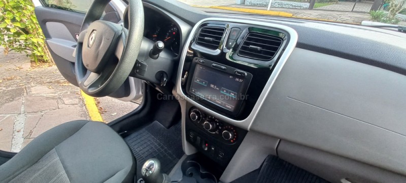 LOGAN 1.0 EXPRESSION 12V FLEX 4P MANUAL - 2018 - PICADA CAFé
