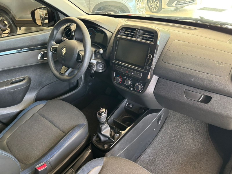KWID 1.0 12V SCE FLEX INTENSE MANUAL - 2024 - NOVA PETRóPOLIS